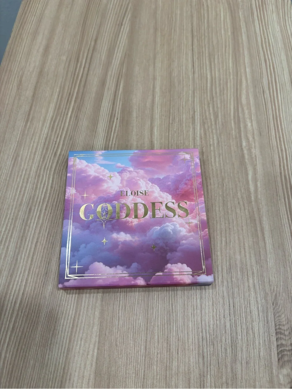 Eloise “Goddess” Opulent 9-Color Eye Shadow Palette — NWT $10
